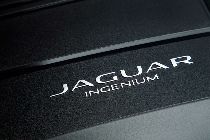 「インジニウム」と呼ばれるジャガー・ランドローバーの次世代エンジン群。2014年発表の「ジャガーXE」から市場投入が開始された。