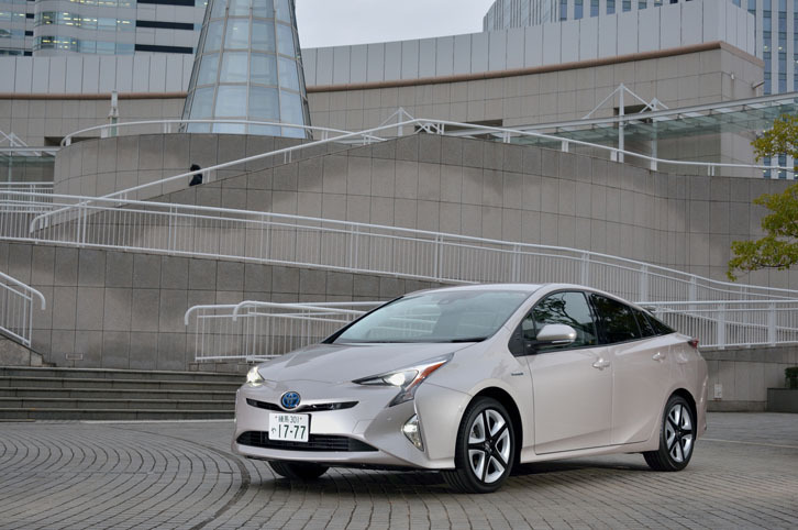 トヨタ・プリウスA“ツーリングセレクション”