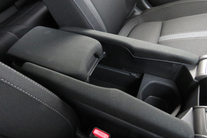 ホンダ・シビックハッチバック（センターコンソール）