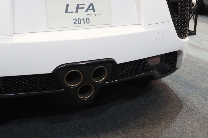 レクサスLFA（2010年）