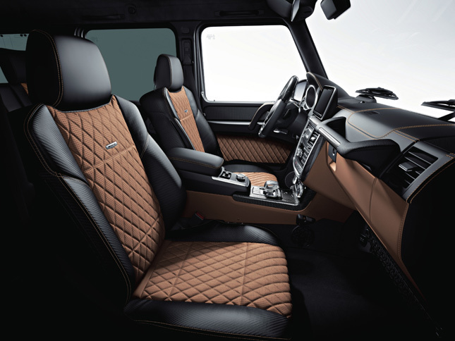「G63エディション463」の内装。色は「designoライトブラウン／ブラック」。