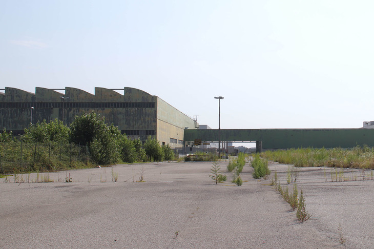 以下はすべて2020年7月撮影。旧アルファ・ロメオ工場の敷地内。