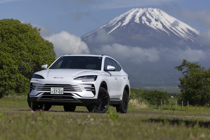 今回の試乗車は「BYDシ―ライオン6 AWD」。車名のとおりの4WDモデルであり、FF車から遅れること約2カ月の2026年3月にデリバリーがスタートした。