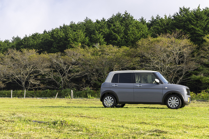 スズキ・アルト ラパン ハイブリッドX