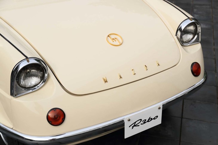 マツダR360クーペ（フロントまわり）