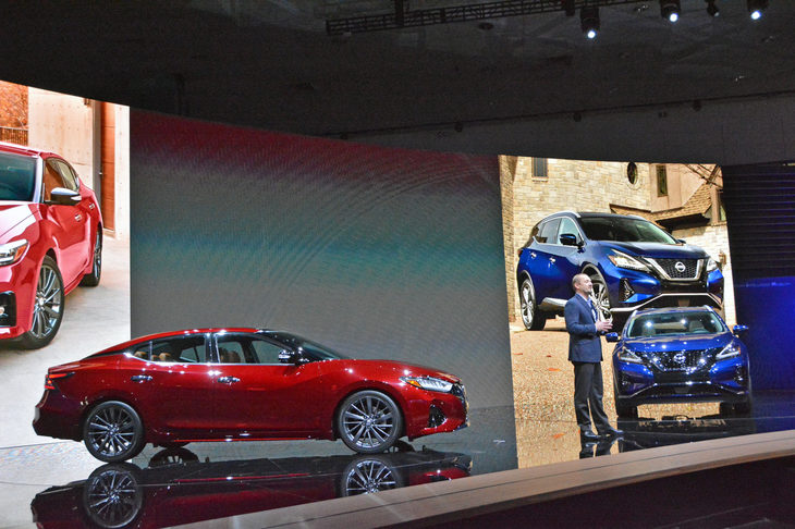 日産は「マキシマ」と「ムラーノ」の2019年モデルを発表。プレスカンファレンスの後には、日系メディアの報道陣が囲み取材に殺到した。