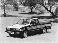 1983年に日産が初めてアメリカで現地生産を始めた「ダットサン・ピックアップ」。トヨタと日産は、まず小型トラックから現地生産を開始した。
