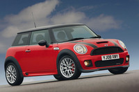 「MINI JCW」、“エアロ”が標準に