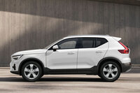 ボルボXC40に充実装備の特別仕様車「エッセンシャルB3セレクション」が登場の画像