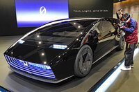 このままのカタチで市販化希望！ 「Honda 0」の実車にデザインのプロが感じた期待とハードル