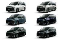 「ヴォクシー」のボディーカラーは全6色。「ノア」と比較すると、「スティールブロンドメタリック」と「レッドマイカメタリック」の設定がない代わりに、こちらには「マッシブグレー」（中段右）が用意されている。