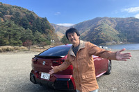 赤と黒のボディーカラーが鮮烈だった「日産スカイライン」の「ターボRS」も「BMW X2」も、少年のココロに食い込むナニかがある気がする。と考えれば「いすゞ・ピアッツァ」は明らかにオトナ向けかもしれない。