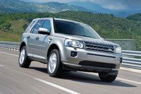 「ランドローバー・フリーランダー2」（写真はディーゼル車）