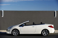 ルーフの開閉に要する時間は約20秒。
