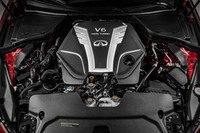 日産、新型クーペのインフィニティQ60を披露【デトロイトショー2016】の画像