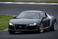 アウディR8（4WD/2ペダル6MT）【短評(後編)】の画像