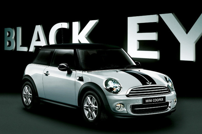「MINIクーパー ブラック・アイ・パッケージ」