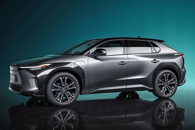 トヨタbz4x 内装 外装など16枚 画像 写真 Webcg