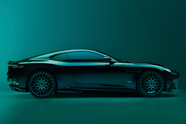 アストンマーティンDBS770アルティメット 内装・外装など27枚 【画像 