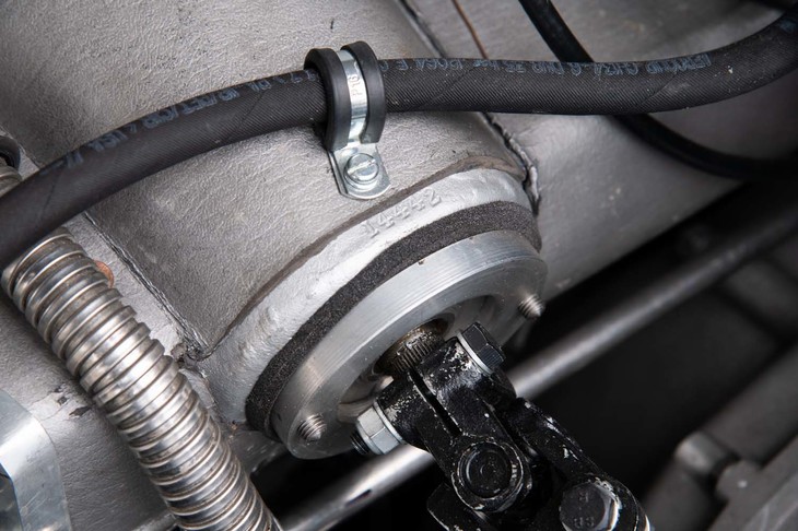 コンティニュエーションシリーズの日本第1号車となる「アルヴィス4.3リッター バンデンプラ ツアラー」のシャシーナンバーは「14442」。