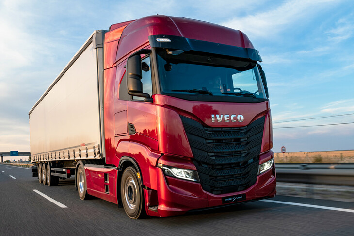 現行モデルの大型トラック「Sウェイ」。レッドドット・デザインアワードを受賞している。