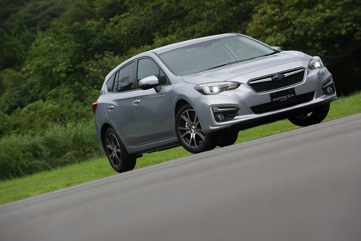 スバル・インプレッサスポーツ2.0i-L EyeSight