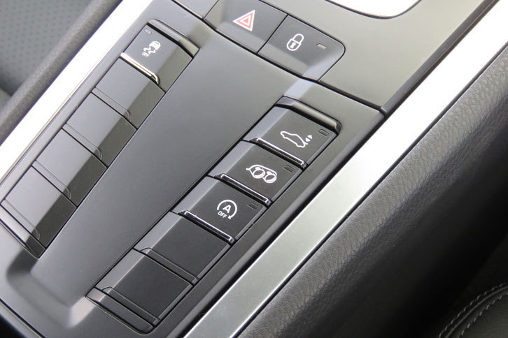 ポルシェ718ケイマン