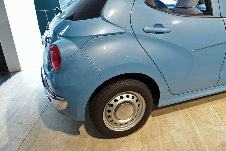 ミツオカ・ビュート ストーリー（リアフェンダー）