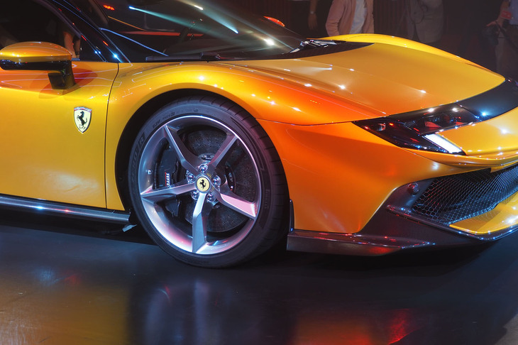 フェラーリ849テスタロッサ（フロントフェンダー）