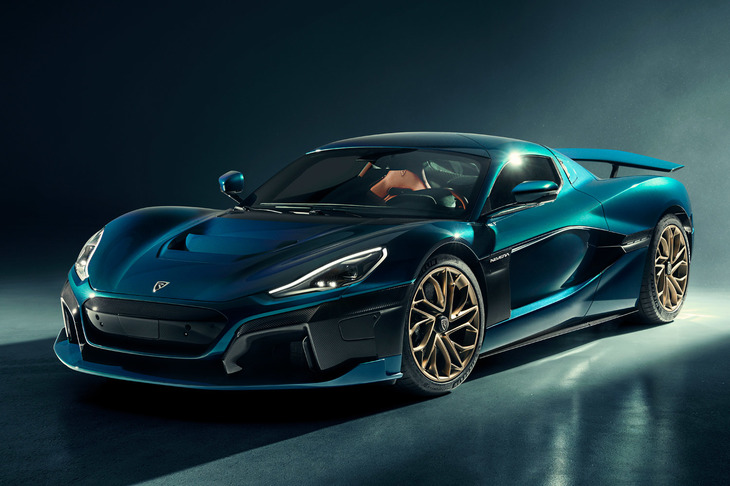 ハイパーEVの「ネヴェーラ」。コンセプトカー「C_Two」の市販バージョンであり、最高出力は1914PS、最高速は412km/hとアナウンスされている。