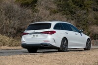 全長4785mm×全幅1820mmのフットプリントはセダンと変わらない。先代モデルからは全長が55mm、全幅が10mm、ホイールベースが25mm拡大している。