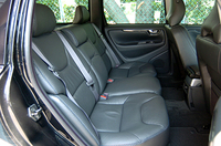 ボルボXC70ブラックサファイア（5AT）【ブリーフテスト】の画像