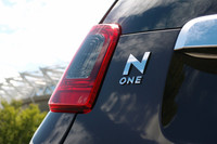 車名の「N」には、「N360」のイメージだけでなく、新しい（New）、これからの（Next）、日本の（Nippon）、乗り物（Norimono）というキーワードが盛り込まれている。