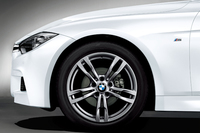 BMW 3シリーズの発売40周年記念モデル登場の画像