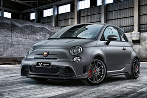 専用です アバルト史上最速マシン、695ビポスト登場 【ニュース】 - webCG