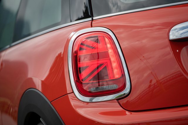 MINIクーパー 3ドア（FF/7AT）【試乗記】 これぞ完成型 - webCG