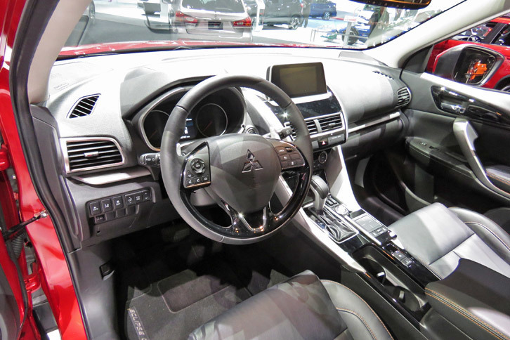 三菱エクリプス クロス