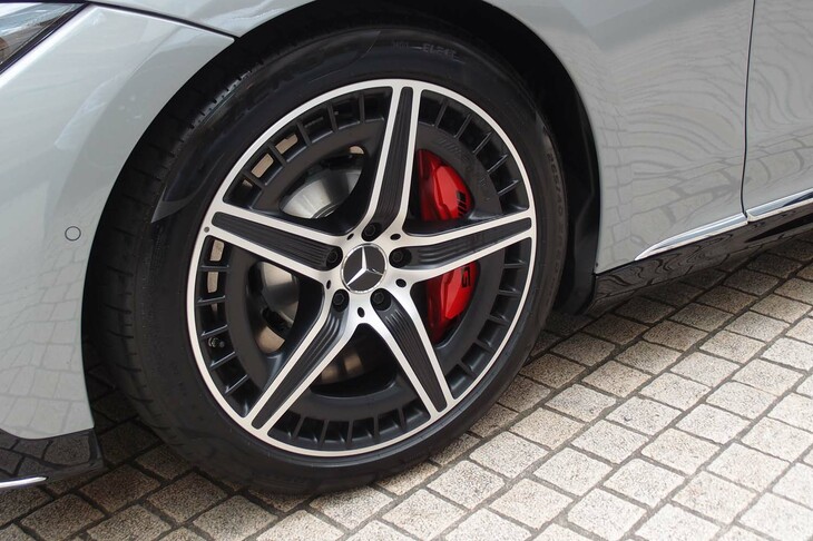 メルセデスAMG EQE53 4MATIC＋（フロントホイール）