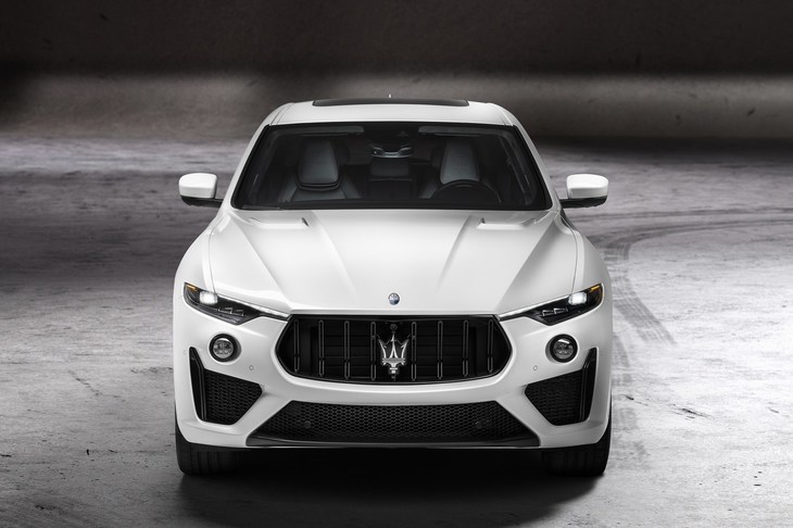 レヴァンテ トロフェオ