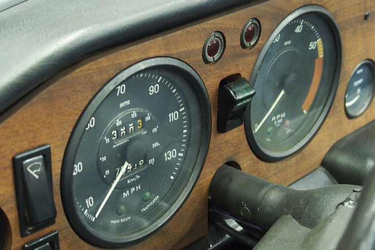 トライアンフTR6（1970年）／WANNA DRIVE