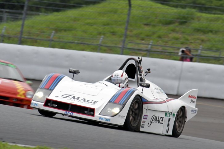 「ザウルスジュニア」のシャシーに「ポルシェ936」風のボディーを載せた「IMAGE 936 nsj」。GP-5クラス。