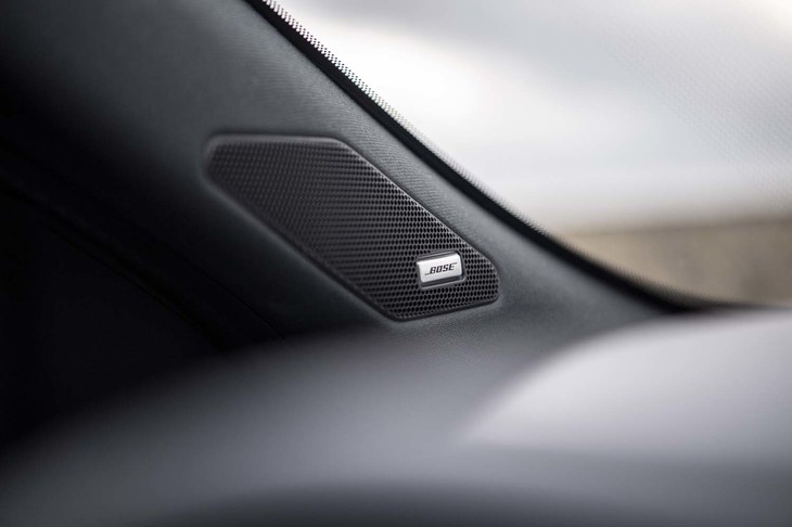 日産キャシュカイ（Aピラー部のスピーカー）