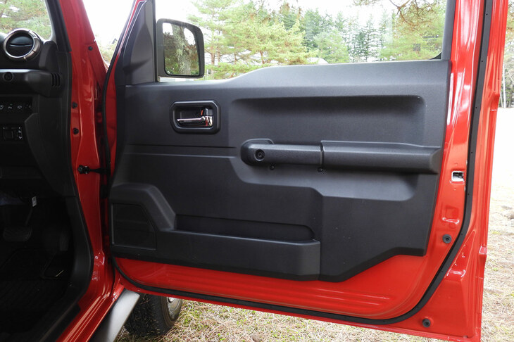 スズキ・ジムニー ノマド（フロントドアトリム）