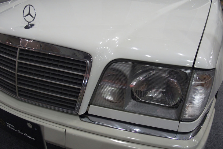 メルセデス・ベンツE320（1995年）／ヤナセクラシックカーセンター