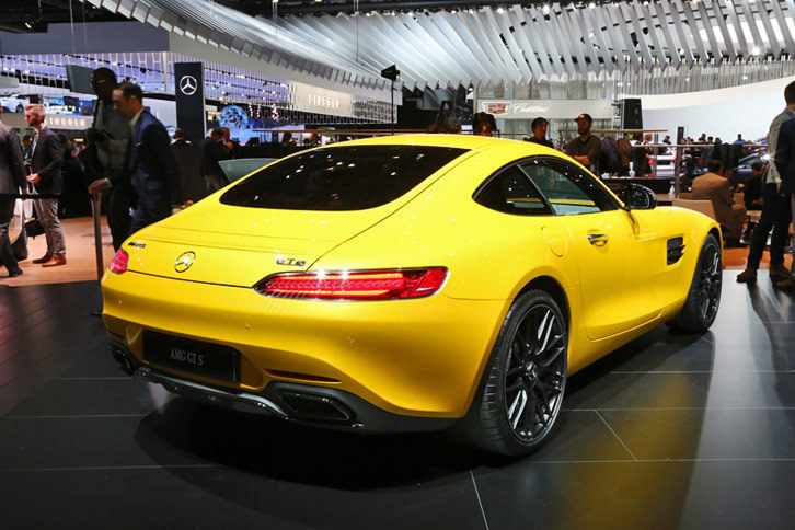 メルセデスAMG GT S