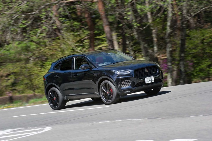 249ps仕様車の動力性能は、最高速が230km/h、0-100km/h加速が7.0秒と公表されている。