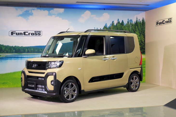 ダイハツ・タント ファンクロス（エクステリア）