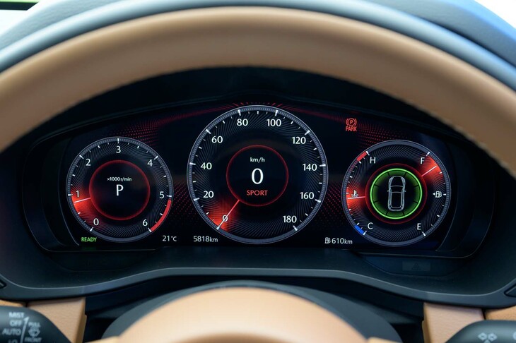 マツダCX-80 XDハイブリッド プレミアムスポーツ（メーター）