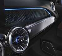 スポーティーで上質な仕立ての「メルセデス・ベンツGLB200d 4MATICナイトエディション」発売の画像