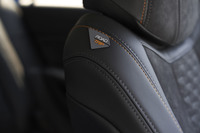 「プジョー308」の一部改良モデル発売　特別仕様車「ロードトリップ」も登場の画像